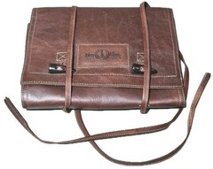 New! JOHN ALLAN&rsquo;S-Brown Leather, Mens Executive Personal Grooming Roll.Up Case