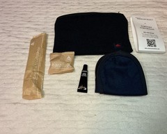 Delta Airlines Premium Select Someone Somewhere One Travel Case New