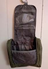 Travel Tolietry Bag Hanging Water Resistant Army Green Cosmetic Camping