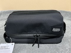Lululemon Dual-Compartment Toiletry Bag, Black Super Easy To Carry & Clean New!