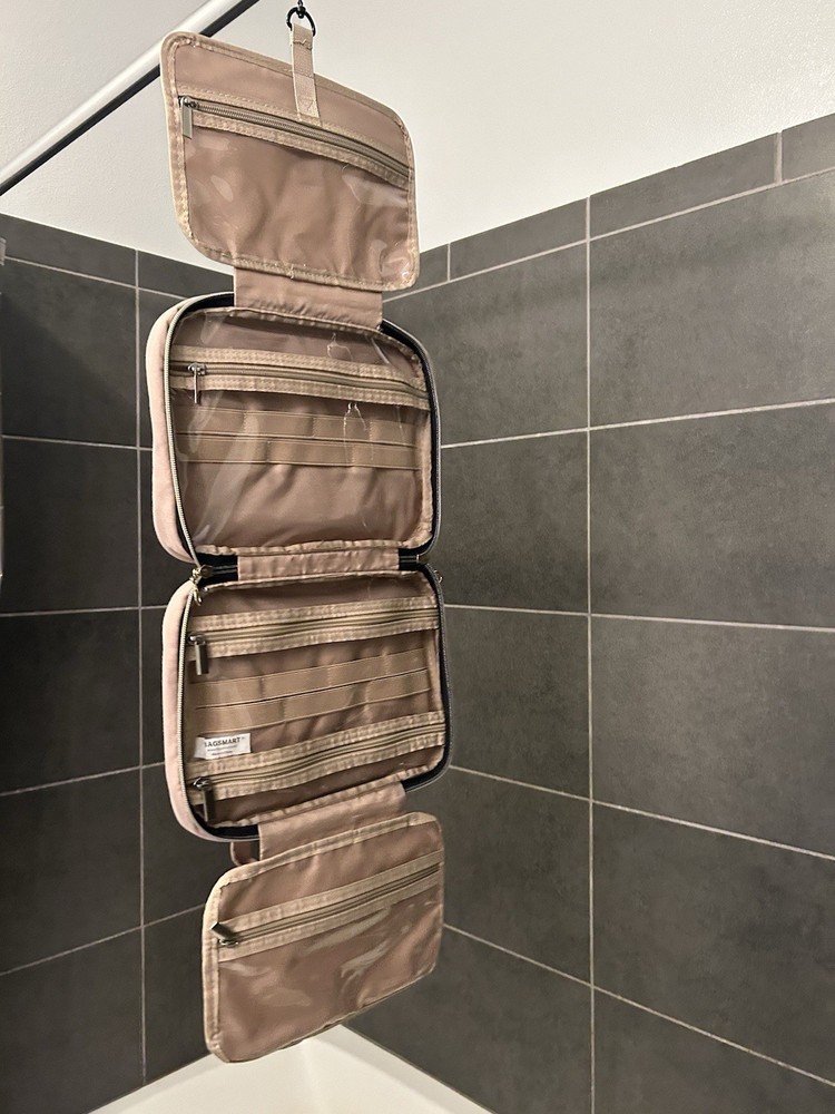 Relavel Travel Hanging Toiletry Bag for Men Women Travel Kit Shaving Bag Waterpr
