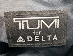 Tumi For Delta Black Travel Toiletry Cosmetic Bag Zipper Pouch LOGO BAG