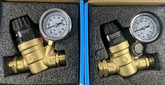 Set Of 2 Water Pressure Regulators For RV Brass Adjustable Reducer Gauge 3/4&Prime; V2