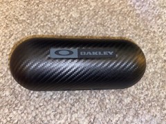 Oakley Carbon Fiber Hard Sunglasses Case w Cleaning Cloth & Dust Bag NEW
