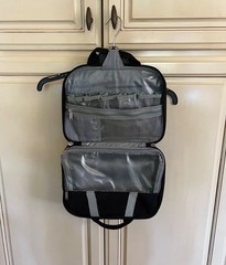 Ricardo Beverly Hills Essentials Organizer Hanging Toiletries Travel Bag Black