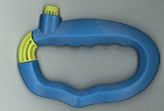 Handle to Carry Grocery Bags or Totes 6 1/2&Prime; x 4 1/2&Prime; x 1&Prime; Hard Plastic Blue