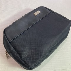 TUMI for Delta Black Nylon Zip Travel Toiletry Bag Pouch (Empty) 7&Prime;x4.5&Prime;