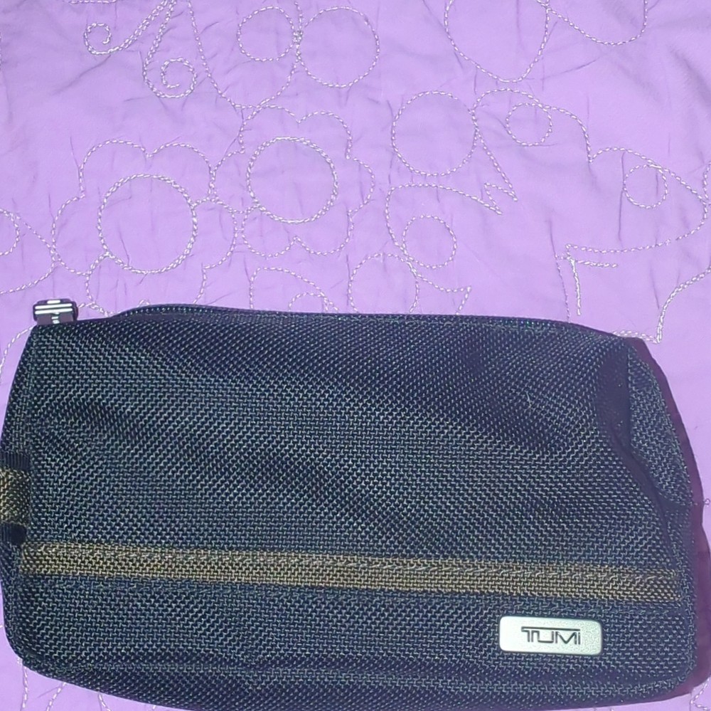 TUMI Black Zippered Travel Pouch Toiletry Accessory Zip Case