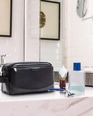 BAGSMART Toiletry Bag for Men, Large Travel Toiletry Organizer, Dopp Kit Wate…