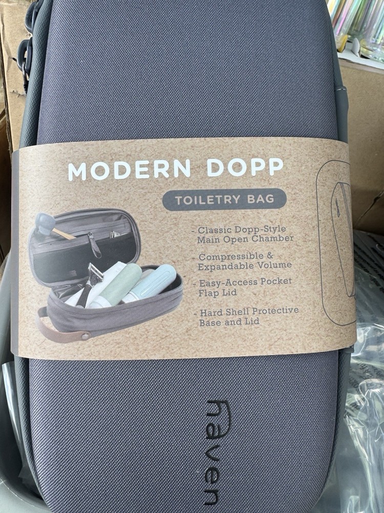 BRAND NEW HAVEN PREMIUM DELUXE EVERYDAY TOILETRY BAG TRAVEL DOPP KIT NWT