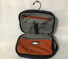 Tumi nylon hanging / carry on handle zip around toiletry travel bag