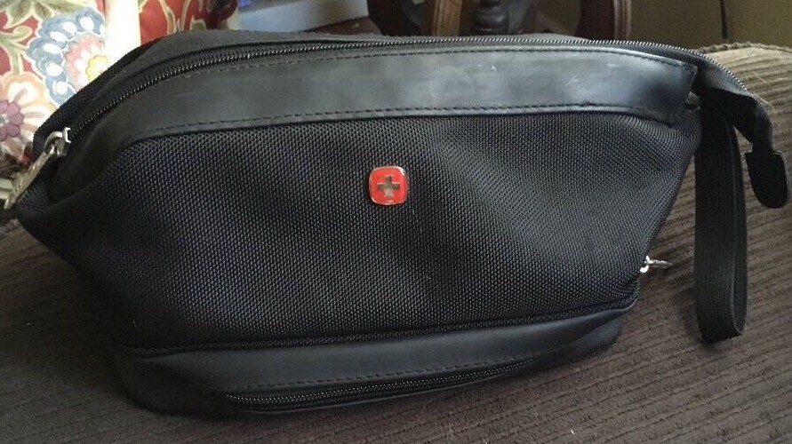 Black SWISS GEAR by WENGER Toiletry COSMETIC Hygiene ORGANIZER Mesh Travel Bag