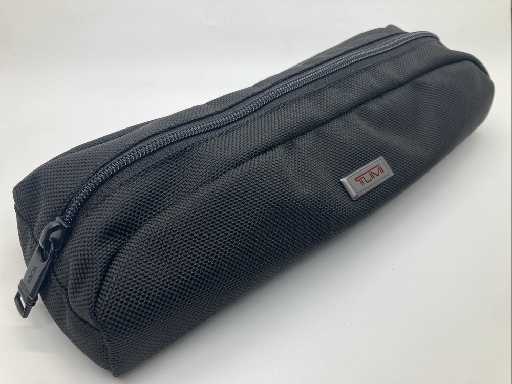 TUMI Accent Accessory Cord Bag Black / No Retail Tag Gunmetal + Lannett