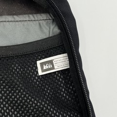 REI Toiletry Bag Unisex Black Green Travel Organizer Hanging Zip Pouch Y2K 2007