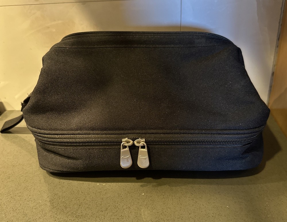 Travelon Black Toiletry Kit Organizer Travel Bag Shaving Kit Carry Case