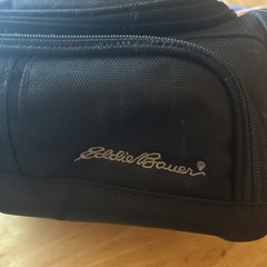 Eddie Bauer Black Hanging Travel/Toiletry Bag Mesh/Waterproof Pockets Clean
