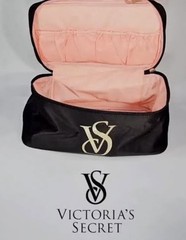 Victoria&rsquo;s Secret VS Logo Black Zip Bra Travel Case Organizer w/Pink Interior