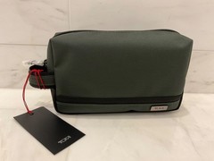 NEW TUMI Ballistic Nylon Zippered MEDIUM KIT Pouch Cosmetic Bag – SPRUCE GREEN