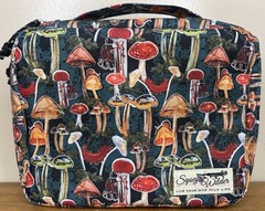 Sipsey Wilder Travel Hanging Organizer Case “Mush Love” Mushroom Pockets NWOT