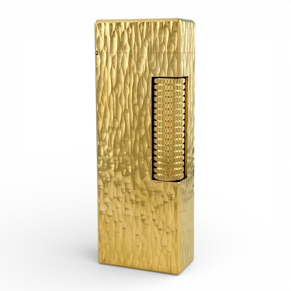 Dunhill All-Over Textured Lighter – DUTY FREE