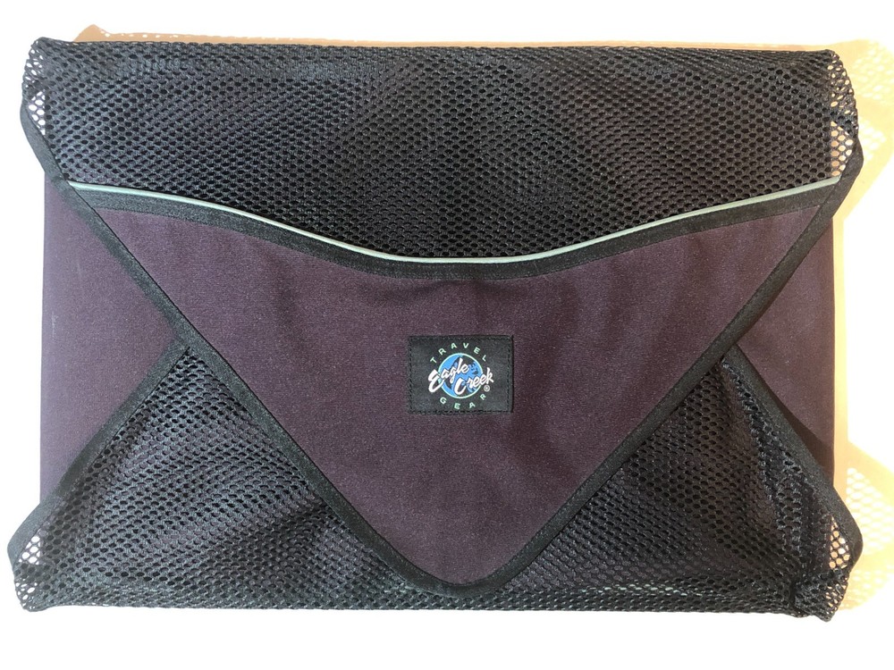 Eagle Creek Travel Gear Pack-It Garment Folder Packing Organizer Purple Black