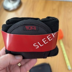 TUMI For DELTA Black Nylon Travel Toiletry Bag Zipper Pouch socks/eye mask