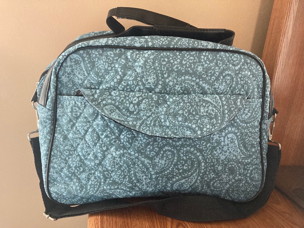 NEW 3 Piece Overnight Bag Set Quilted Blue Print 14&Prime;x10&Prime; & Toiletries & Make-up