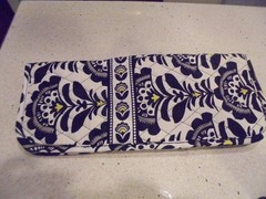 Vera Bradley Fanfare heat resistant travel cover for curling/flat iron perfect!