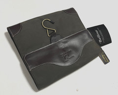 BELLINO Handcraft Leather Men Brown Tri-fold Hanging Toiletry Travel Kit Bag TAG