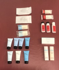 19 Travel (Hotel Size) 4 Shampoo~3 conditioner~2 body wash~5 soap~3 Lotion NEW