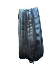 Basics Zippered Toiletry Pouch – Unisex – Black