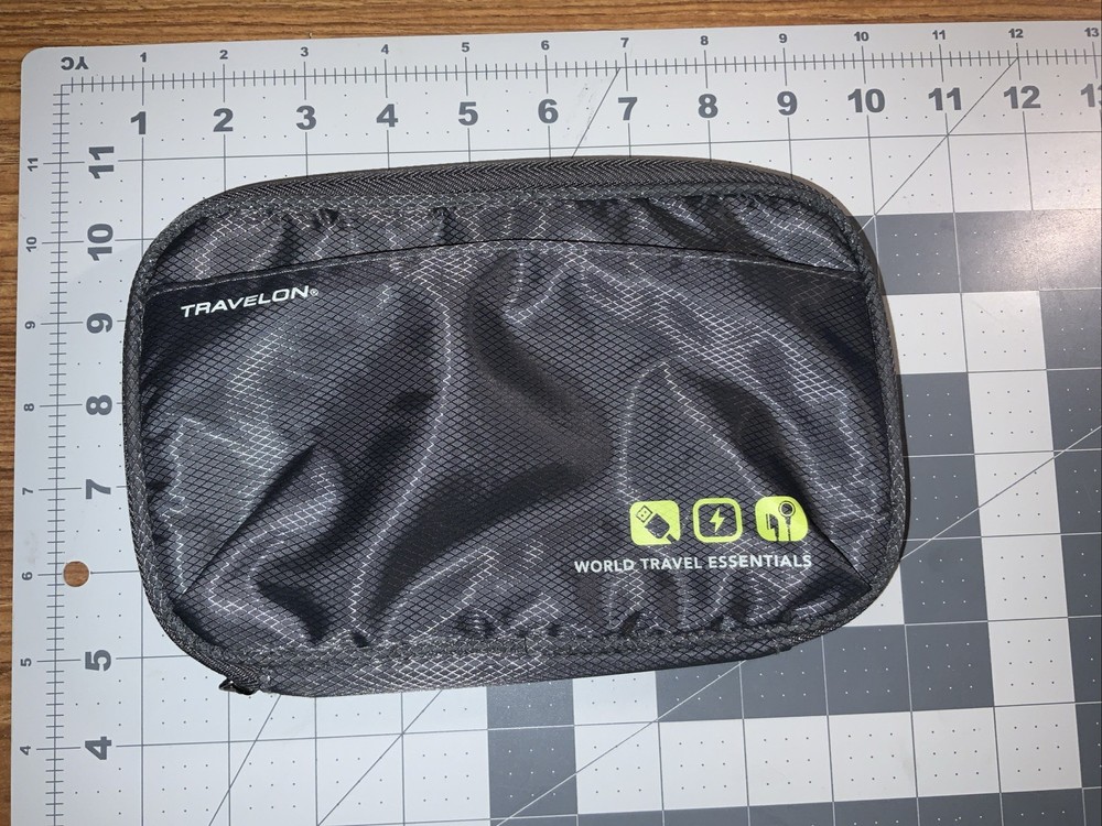 Travelon World Travel Essentials Tech Organizer Graphite-Color