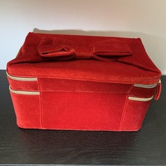 Estee Lauder Red Velvet Bow Cosmetic Bag Double Zip Travel Makeup Case Storage
