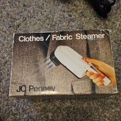 New Vintage JC Penney 1007 Travel Fabric Steamer Dual Voltage Steams Clothing