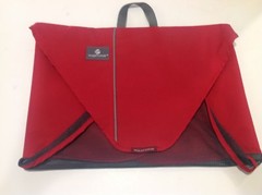 Eagle Creek 17 Inch Pack it System Travel Gear Red Holds Shirts Blouses w/ Card