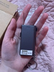 Never Used 1996 Avon Lifestyle Solutions Keychain Lock De-Icer With Key Light