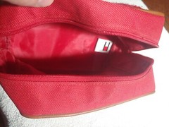 Vintage Tommy Hilfiger Toiletry Bag Red Knit toileteries