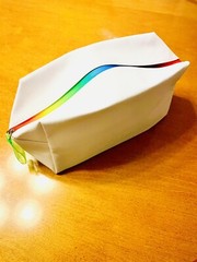 MUGLER TRAVEL COMPANION WHITE W/ ZIP & MULTI COLOR TRIM NEW IN FACTORY BAG