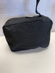 Adidas Travel Bag Toiletries Zippered / Carry Handle Small 9x6x5”Black LOGO NEW!