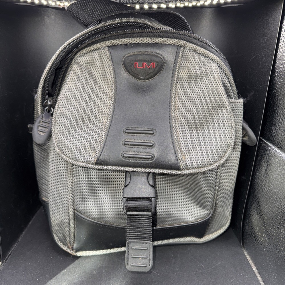 Tumi T2 Toiletry Accessory Bag Black/gray