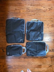 Bagail 4 Set Compression Packing Cubes Travel Accessories Expandable Black