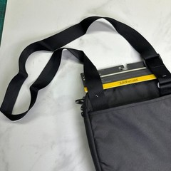Eddie Bauer Connect Tech Travel Day Bag, Black Multipocket Crossbody Satchel NWT