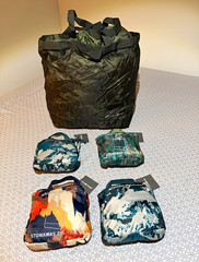 Eddie Bauer Stowaway Packable Large Tote Bag Zip Closure Green Camo Pouch