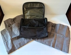SAMSONITE Black Gray Toiletry Bag Travel Kit with Three Laundry & Shoe Bags NEW