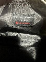 RARE NEW WANT LES ESSENTIELS TRAVEL TOILETRY BAG AIR VINYL MAKEUP