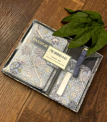 NEW! Morris & Co~William Morris CRAY~Passport Cover & Luggage Tag 2pc SET~Blue!