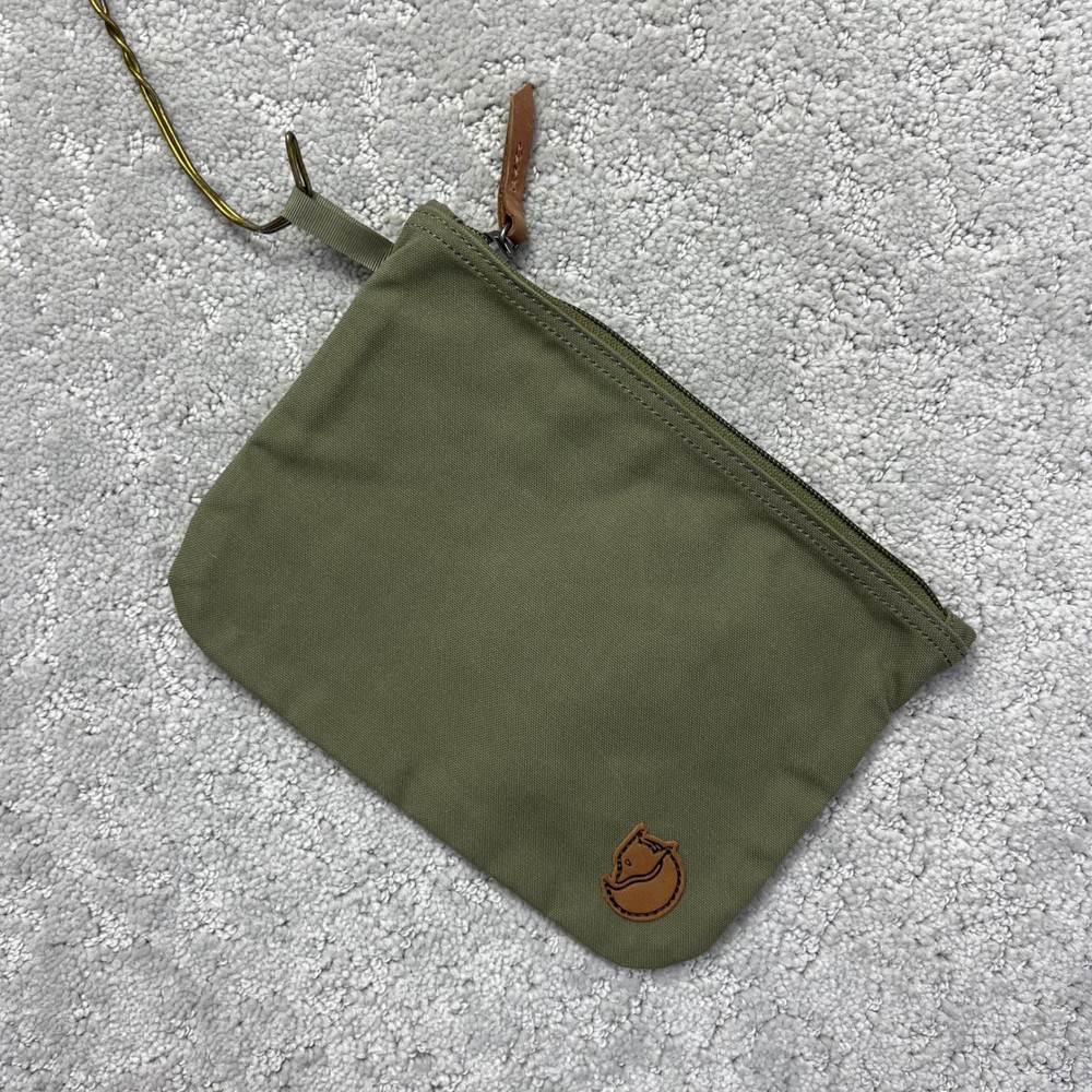 Fjallraven Gear Pocket G-1000 HeavyDuty Eco Green Zippered Utility Pouch 24215