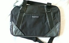 NWT Perry Ellis 18&Prime; Gym Duffle Messenger Travel Bag