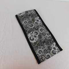 Handmade Heat Resistant Curling Iron Flat Iron Holder Travel Bag Black White