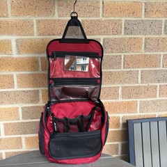 LL Bean Traveler Toiletry Bag Ref Hanging Organizer Zip Removable Mesh Insert